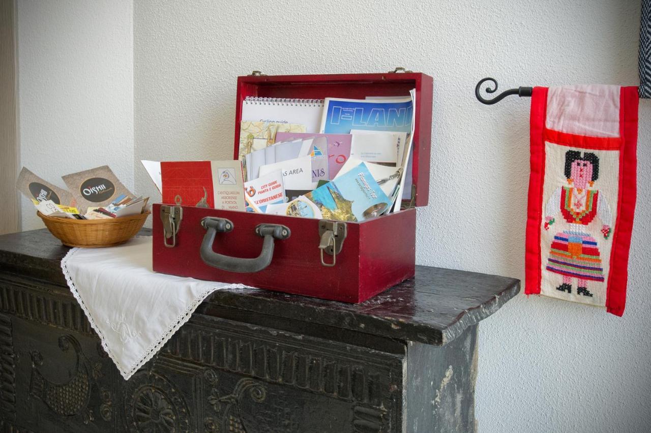 Holiday Room Sa Tebia Oristano Exterior photo