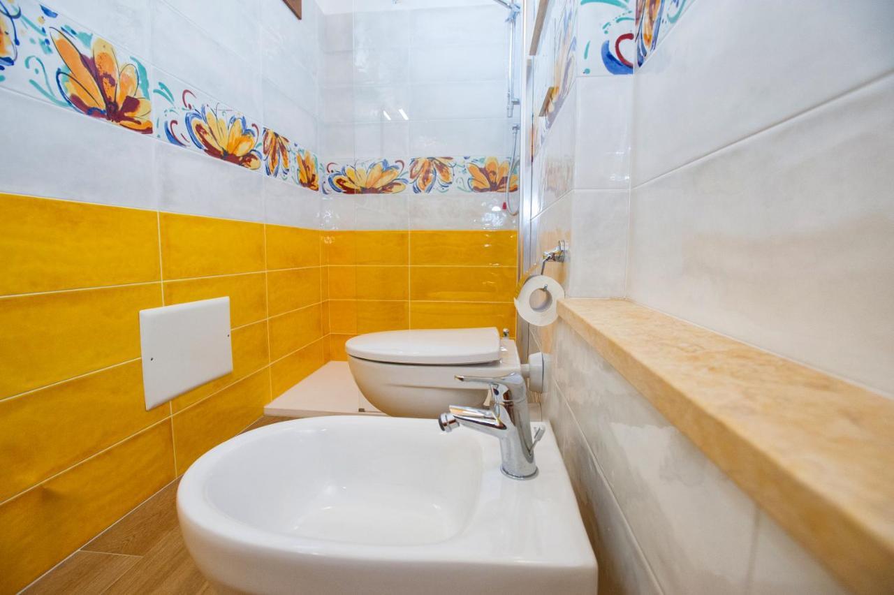 Holiday Room Sa Tebia Oristano Exterior photo