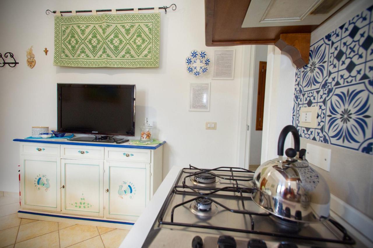 Holiday Room Sa Tebia Oristano Exterior photo
