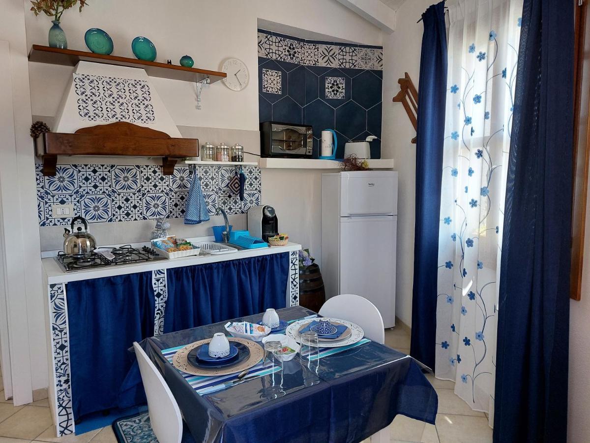 Holiday Room Sa Tebia Oristano Exterior photo